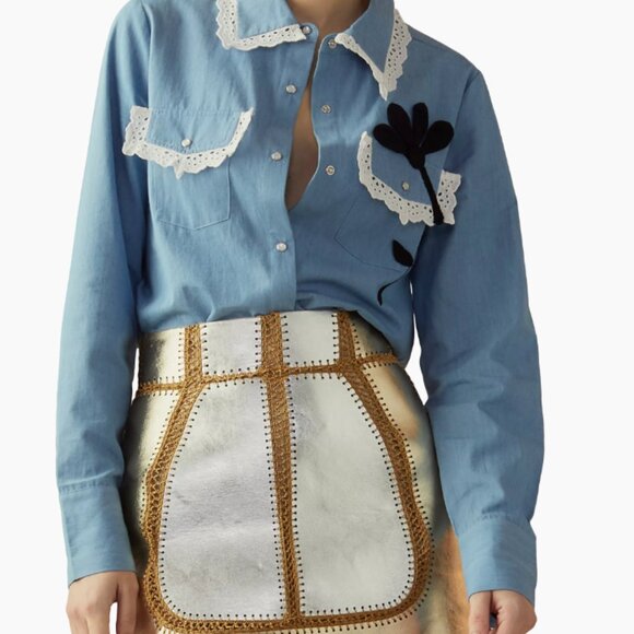 Cynthia Rowley Chambray Floral Appliquè Cotton Shirt (M) - Picture 3 of 3